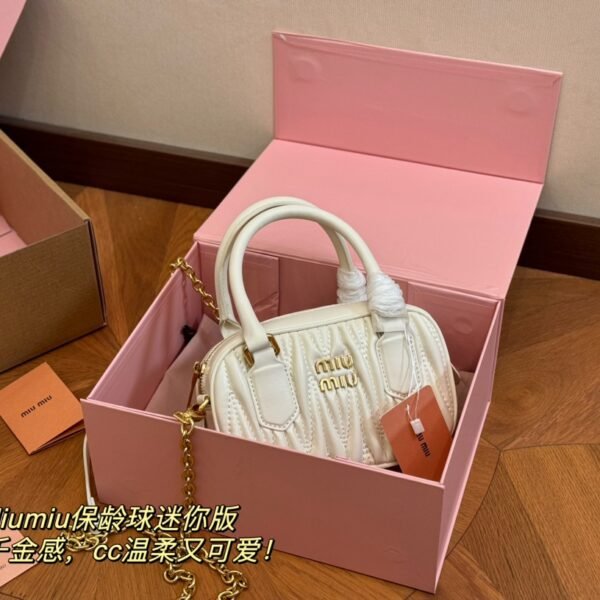 MIU Wander Matelassé Mini White Leather - Bag