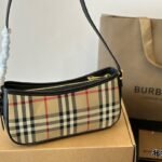 BBR Vintage Check Baguette Beige/Black – Bag