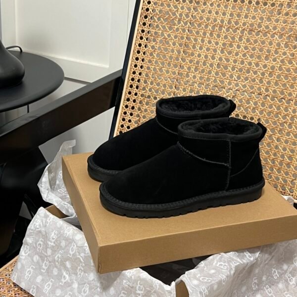 UGG Classic Ultra Mini - Boots