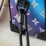 LV Soft Trunk Monogram Prism – Borsa