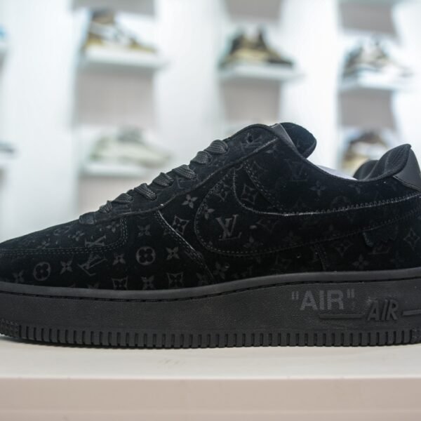 LV Air Force 1 by Virgil Abloh - Sneakers