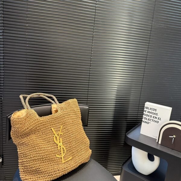 YSL Panier Medium Raffia - Bag