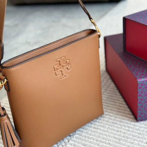 TB Includes foldable gift box. Cowhide To