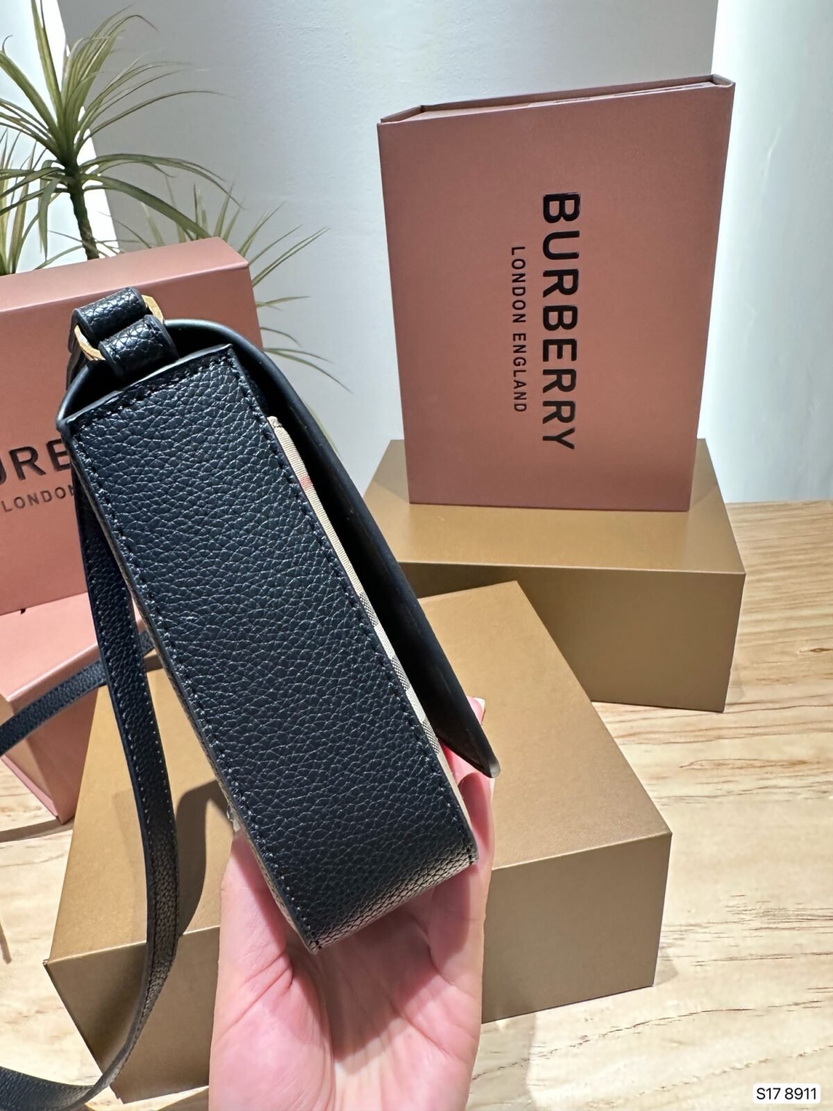 BBR TB Monogram Leather Crossbody – Borsa — 5