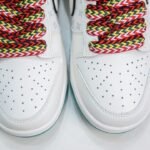 NK SB Dunk Low x LV – Sneaker