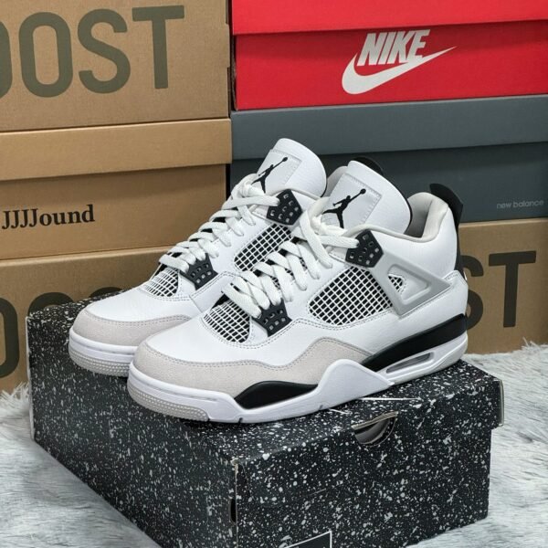 NK Air Jordan 4 Retro White Oreo 44 White - Sneakers