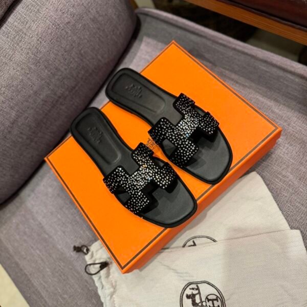 HM Oran Sandals Black Studded Leather - Slides