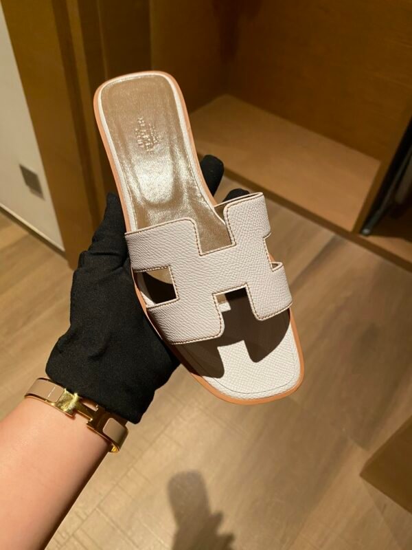 HM Oran Sandals – Slides