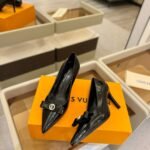 LV Call Back Pump – Heels – Red