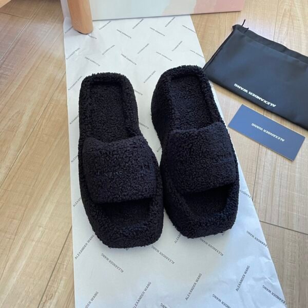 BAL Pool Slide Shearling - Slides