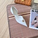 LV Madeleine Pump – Heels