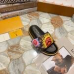 LV Pool Pillow Comfort – Slides