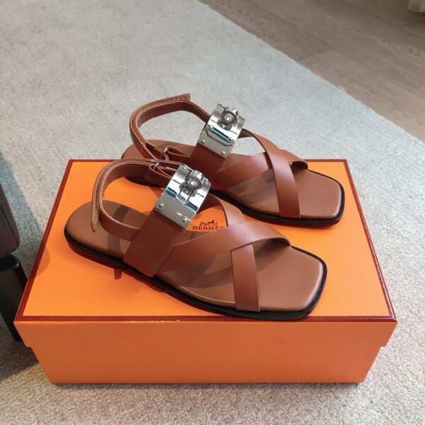 HM Kelly Buckle Sandals - Sandals