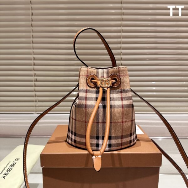 BBR TB Bucket Bag - Bag