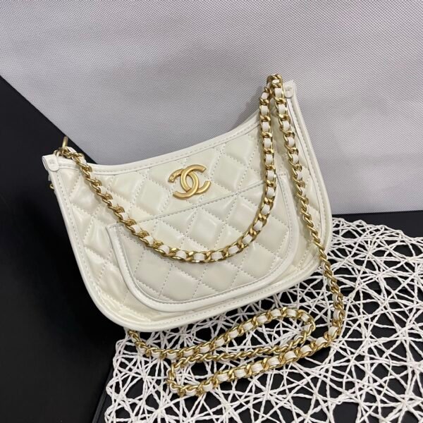 CC 19 Flap Small White Patent Leather - Bag