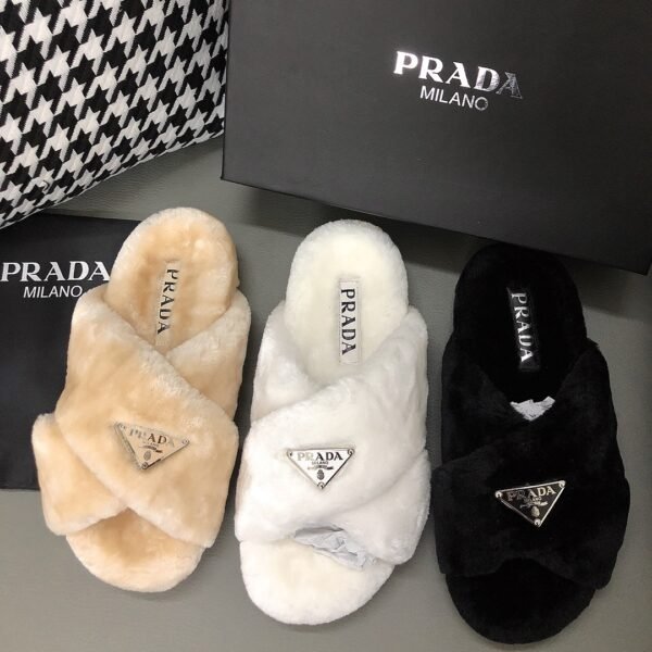 PR Furry Slippers Beige/White/Black - Slides