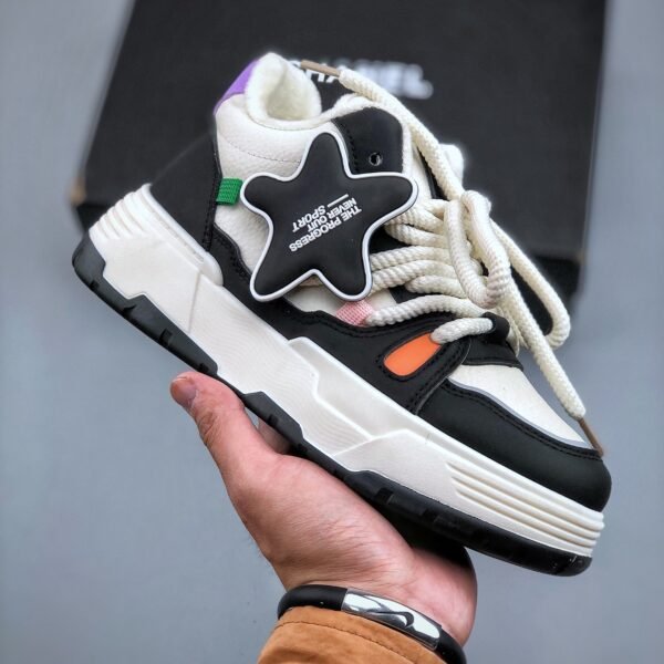 CC The Sneaker - Sneakers