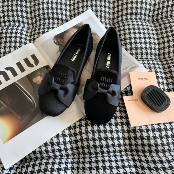 MIU Velvet Bow Loafers Black Velvet - Shoes