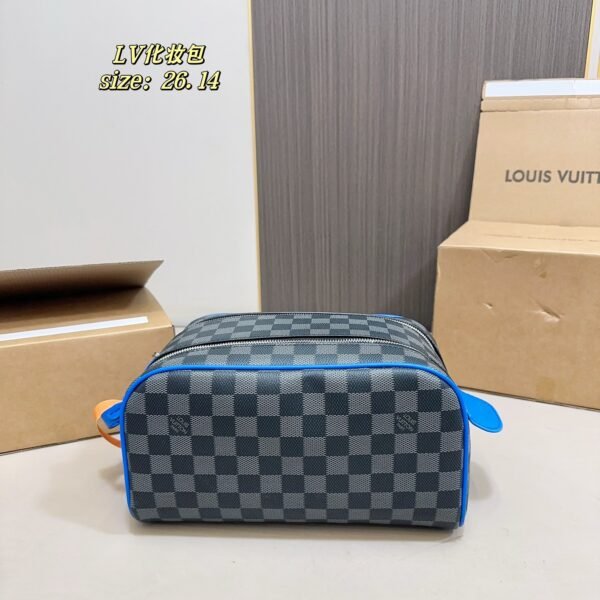 LV Toiletry Pouch 26 - Bag