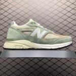 NB 990v4 – Sneaker
