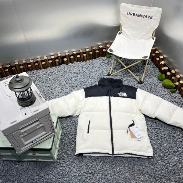 TNF 1996 Retro Nuptse Jacket Black/White - Jacket