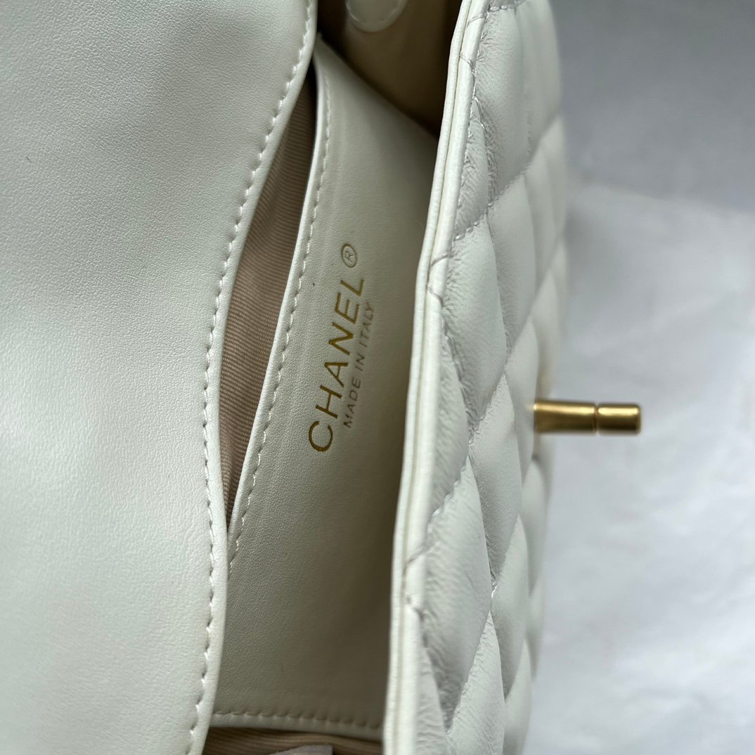 CC Pearl Crush Classic Flap White Lambskin - Bag - Image 8