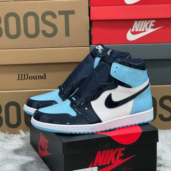 NK Air Jordan 1 Retro High OG Fearless - Sneakers