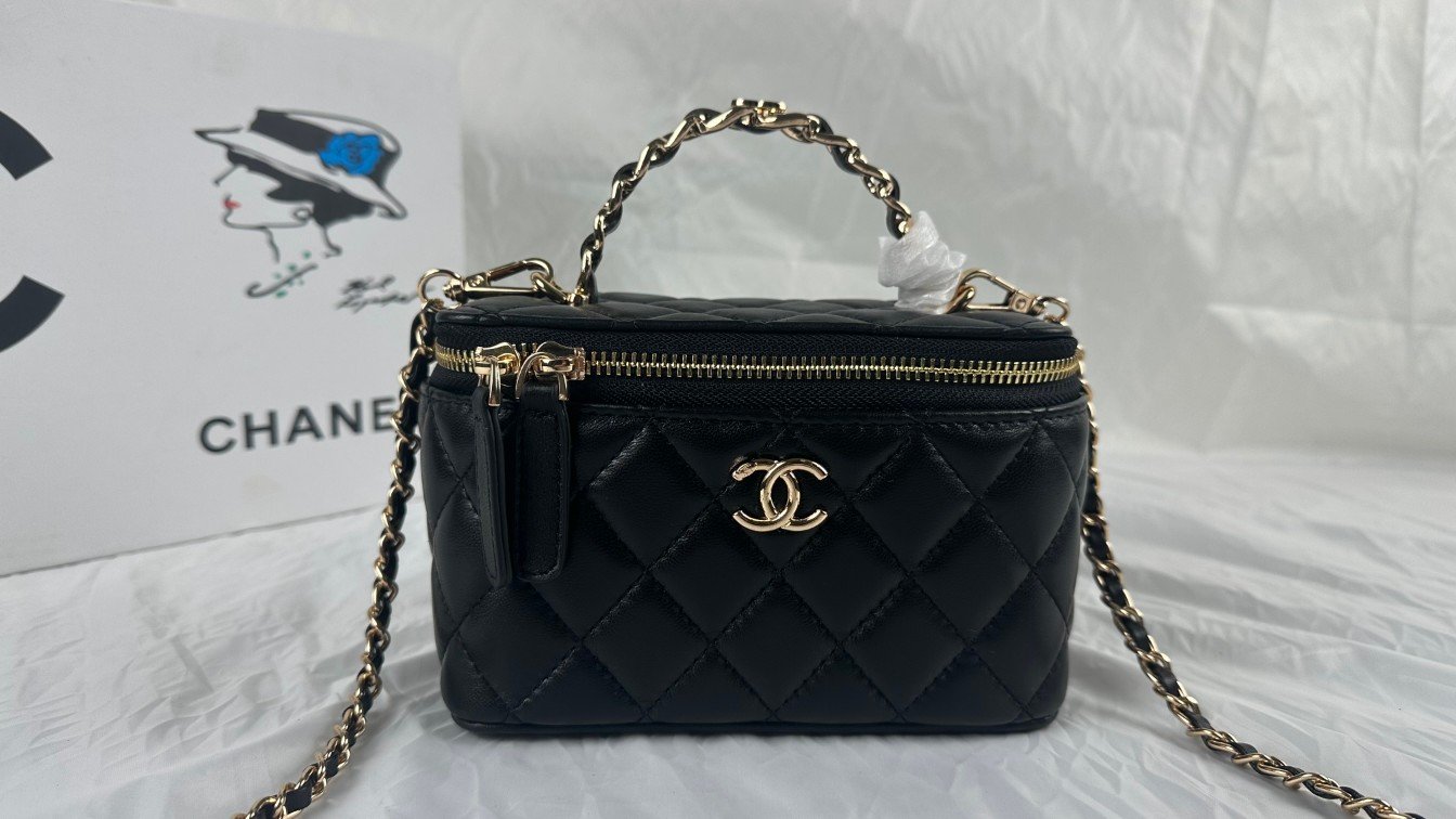 CC Vanity Case Quilted Leather - Bag - Image 4