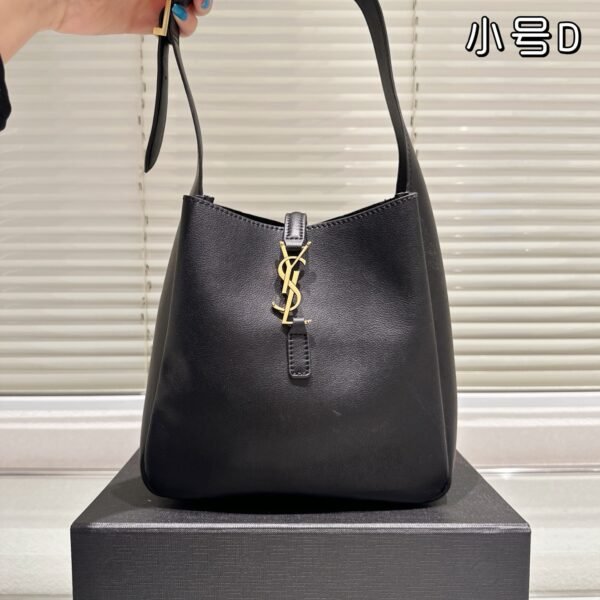 YSL Le 5 à 7 Hobo - Bag