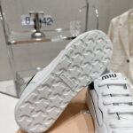 MIU Sneakers – Sneakers – White