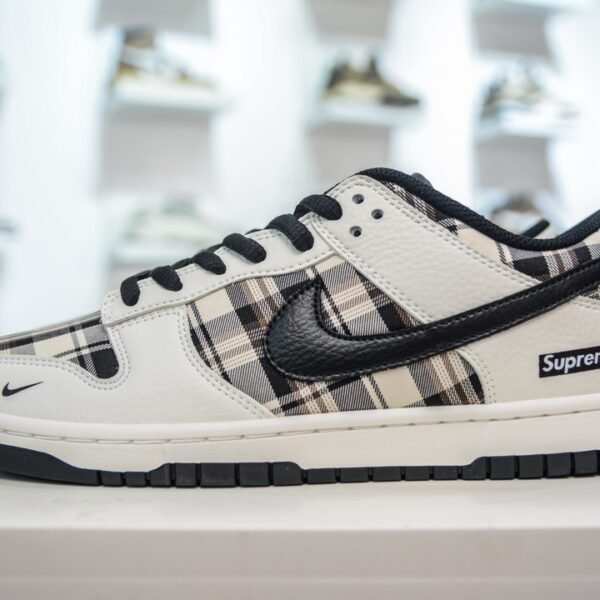 NK Dunk Low Supreme Plaid - Sneakers