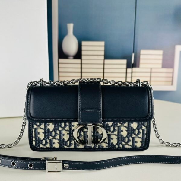 CD 30 Montaigne - Bag