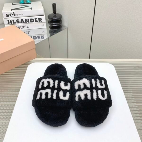 MIU Furry Slippers - Slides