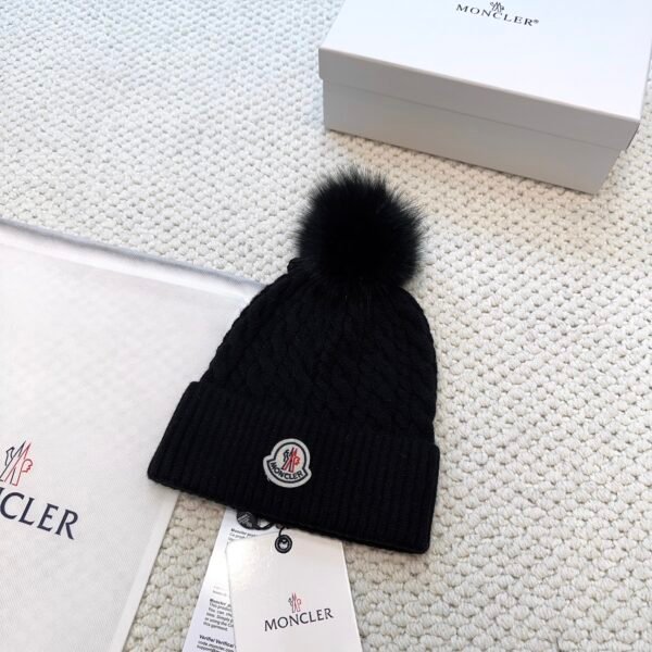 MCL Cable Knit Beanie Black - Hat