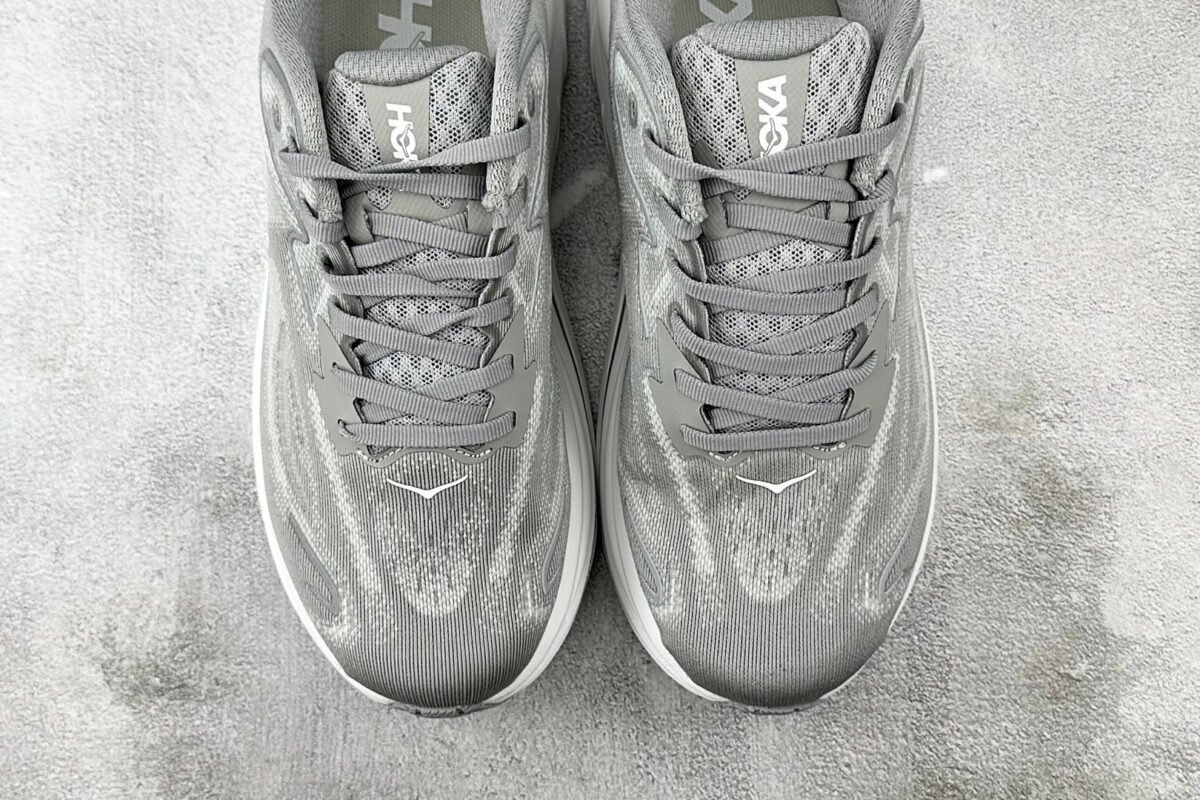 HK Clifton 8 Grey – Sneakers — 7