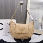 CC 19 Hobo Beige Leather – Bag