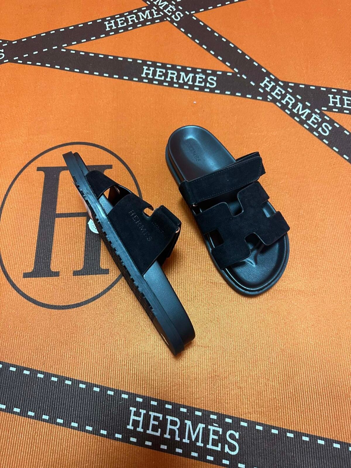 HM Oran Sandals – Slides — 2