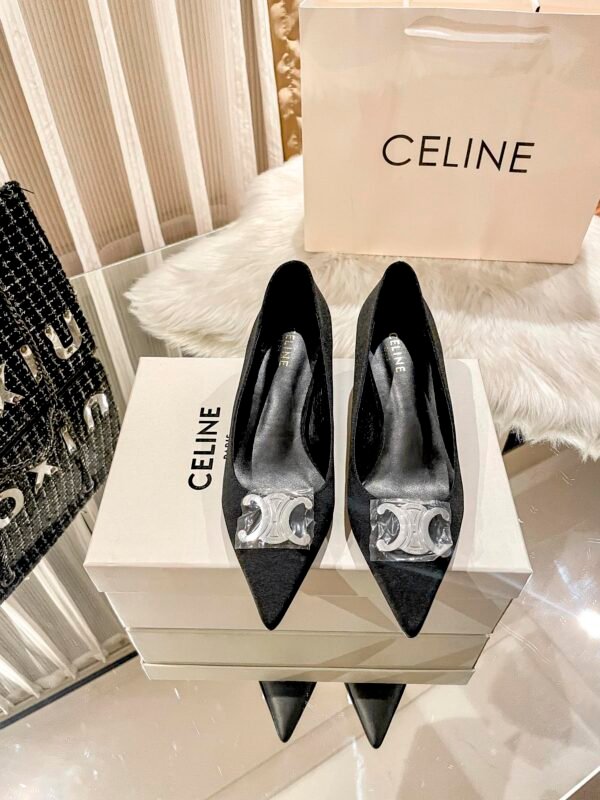 CEL Triomphe Pumps – Talons