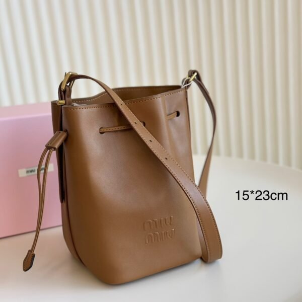 MIU Wander Bucket Bag Leather - Bag
