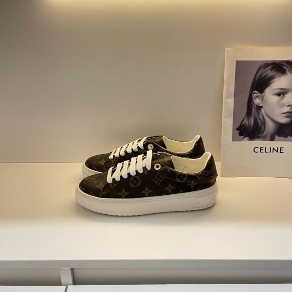 LV Time Out - Sneakers