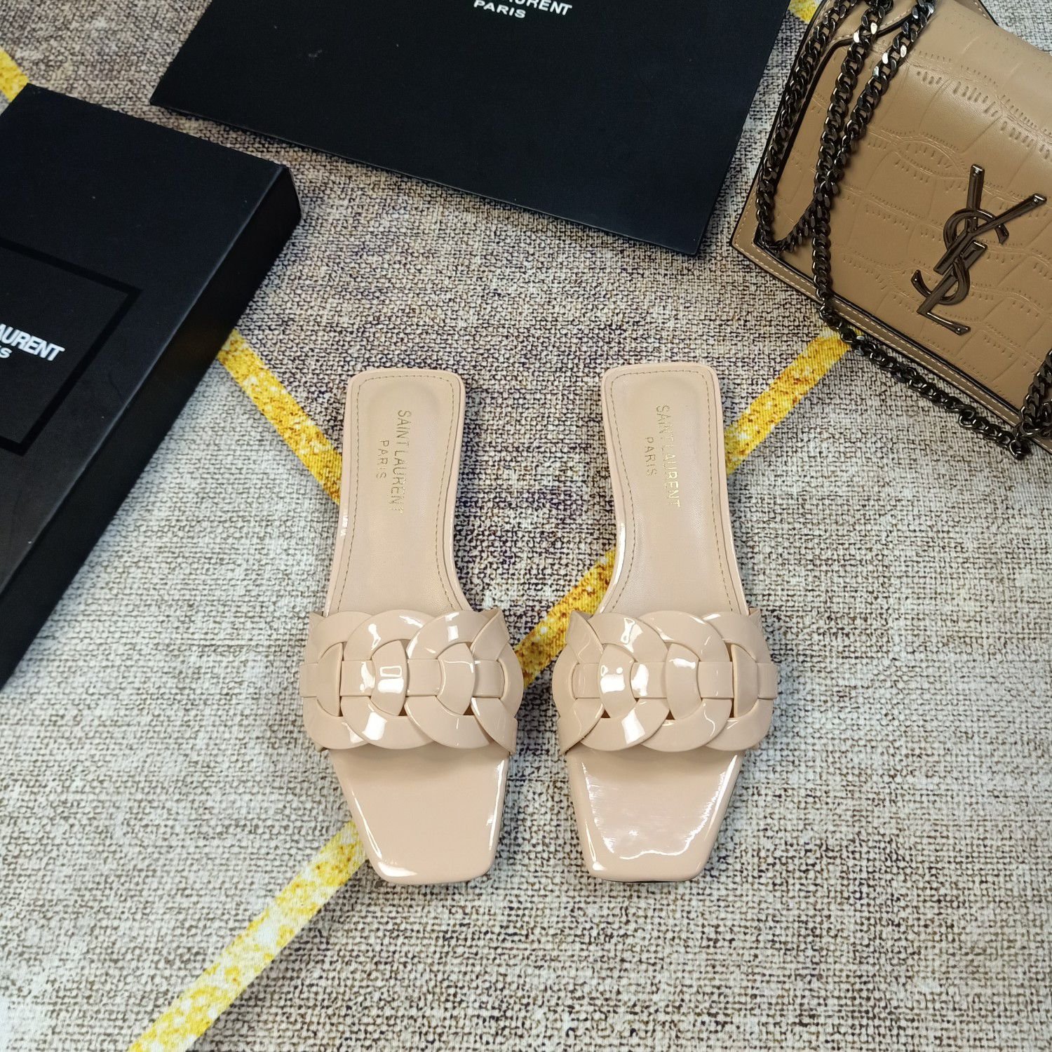 YSL Nu Pieds Nude Patent Leather - Sandals - Image 7