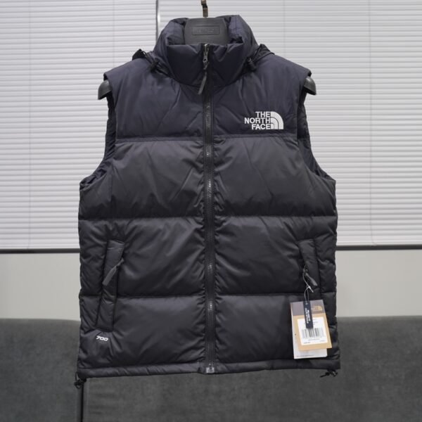 ```
TNF Nuptse Vest - Vest
```