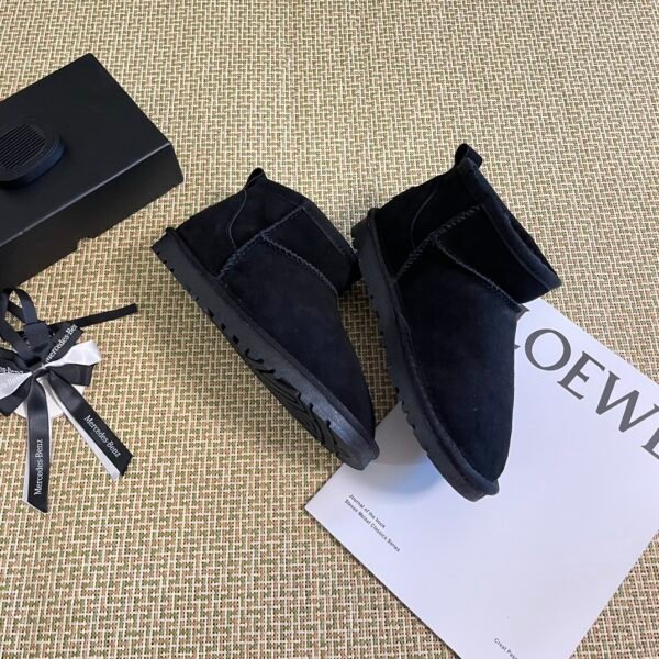 UGG Classic Ultra Mini - Boots