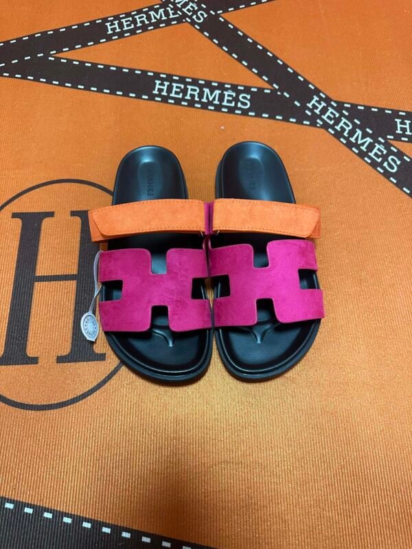 HM Izmir Sandals – Claquettes