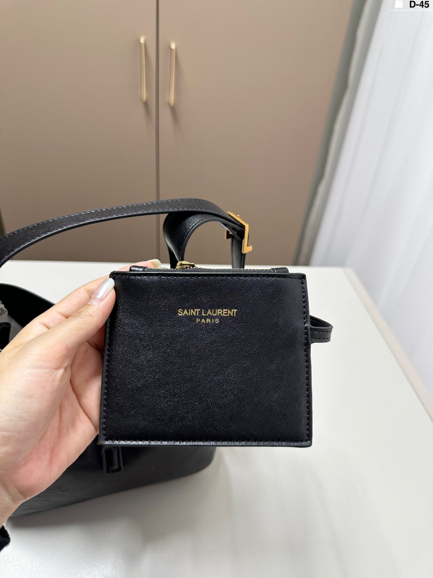 YSL Le 5 à 7 Hobo Small Black Leather - Bag - Image 6