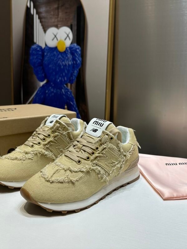 NB 574 MIU Collaboration – Sneaker – Rot
