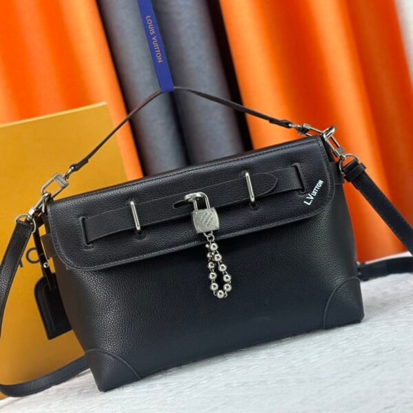 LV Lockme Ever Black Leather - Bag