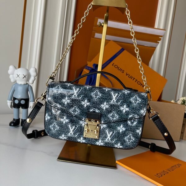 LV Pochette Métis Monogram Reverse Canvas - Bag
