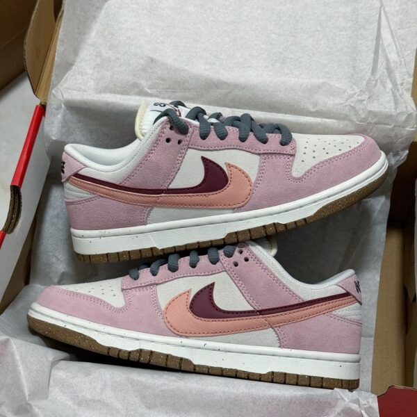 NK Dunk Low Cherry Blossom Pink/White - Sneakers