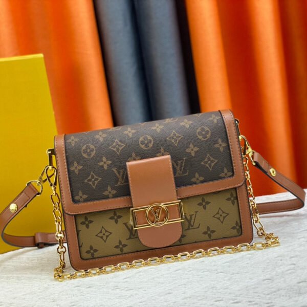 LV Dauphine MM Monogram - Bag